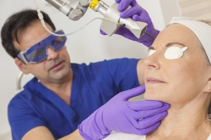 Fractional Lasers – Fraxel, CO2 - Post Fraxel Skin Care with NeoGenesis